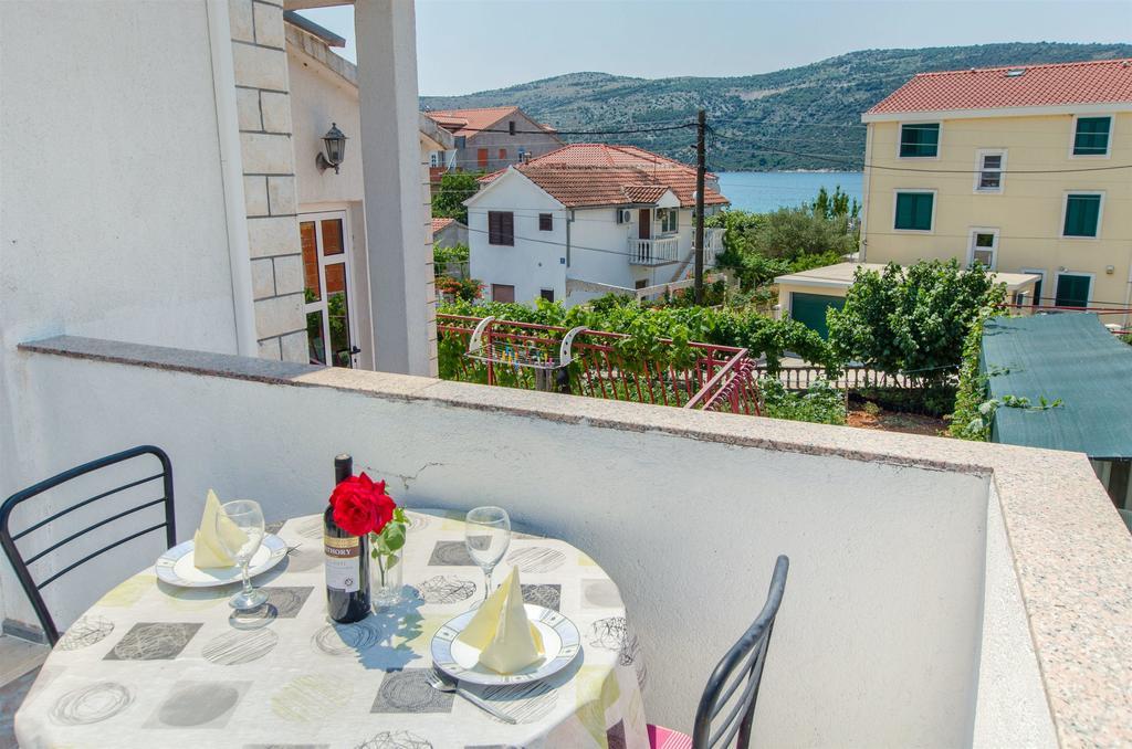 Apartments Mala Dalmacija Poljica  Εξωτερικό φωτογραφία